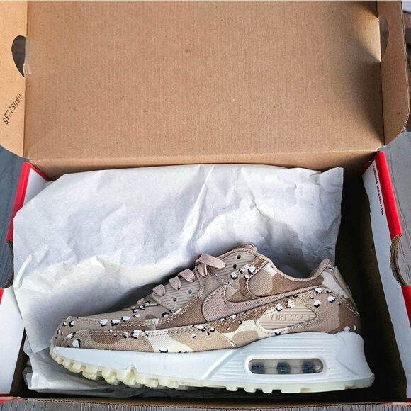 NIKE womens air max 90 desert camo like new in box size 8.5 - Picture 6 of 16